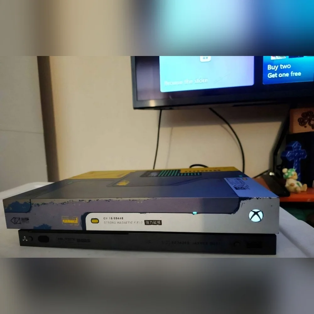 Xbox One X Cyberpunk Edition